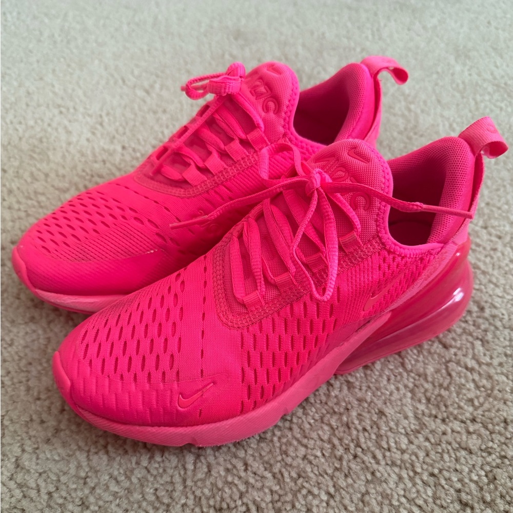 NIKE Air Max 270 Triple Pink Size 6.5